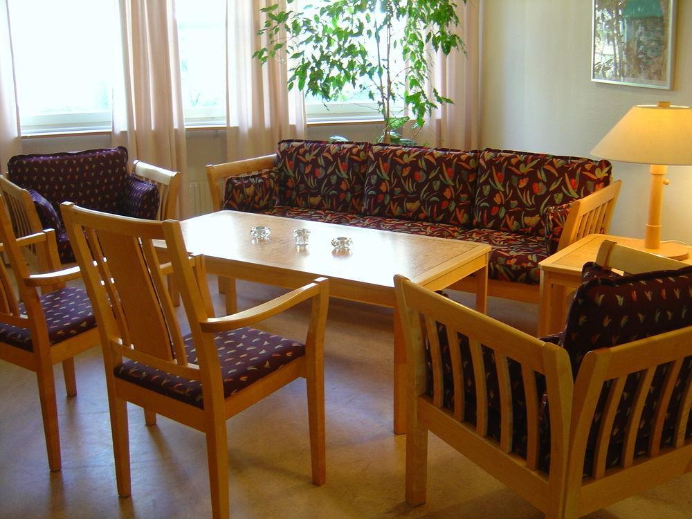 Nordiska Folkhoegskolan Bed And Breakfast 쿵엘브 외부 사진