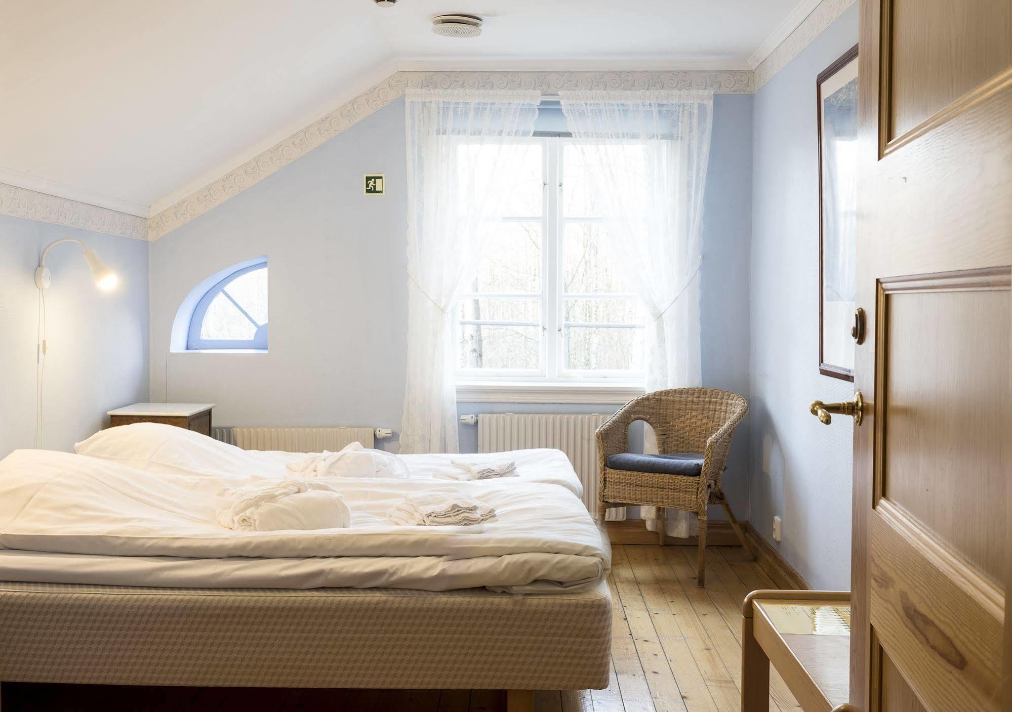 Nordiska Folkhoegskolan Bed And Breakfast 쿵엘브 외부 사진